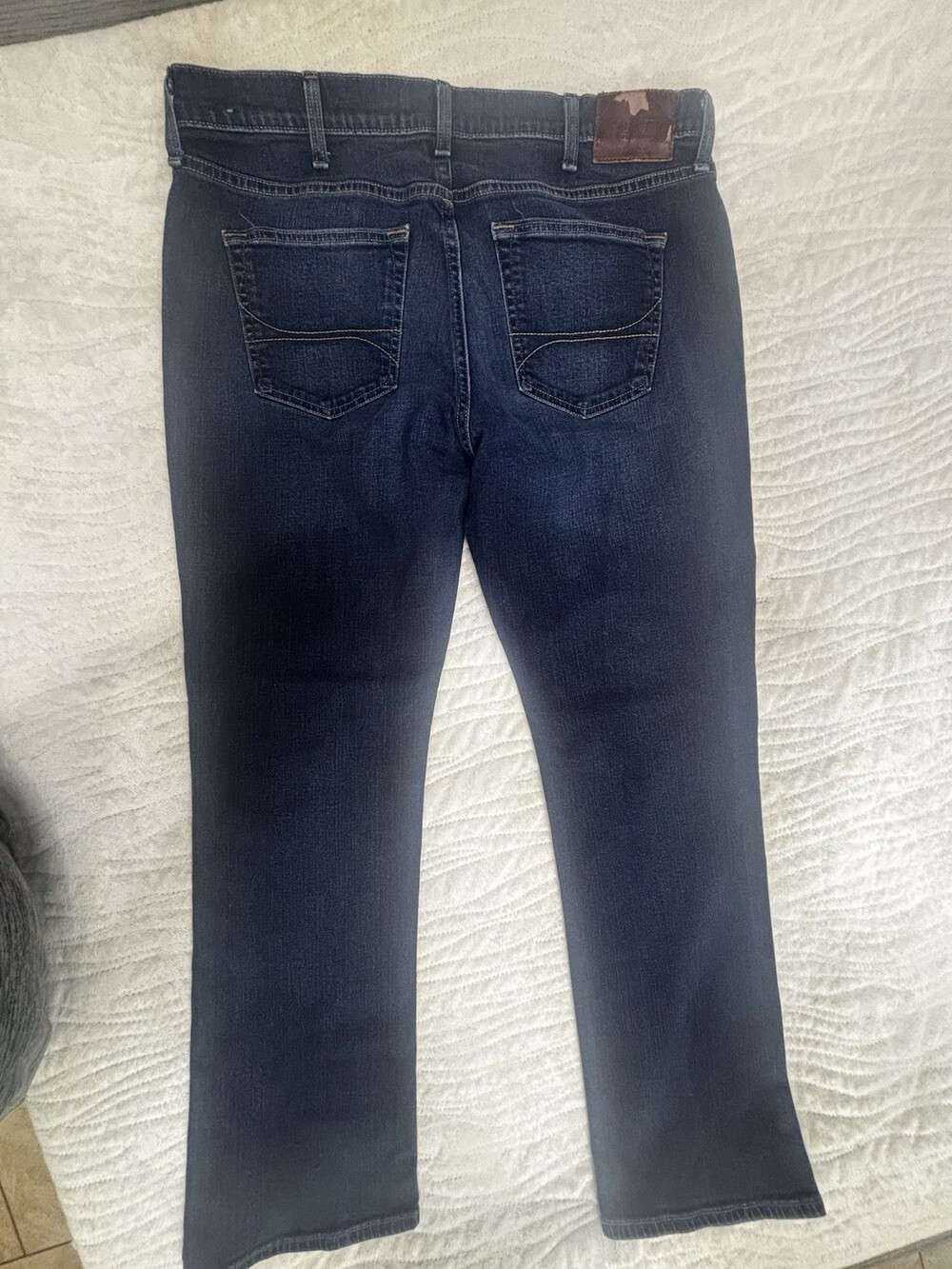 Pantalones de mezclilla Hollister para hombre W36 L32, azul oscuro, corte recto